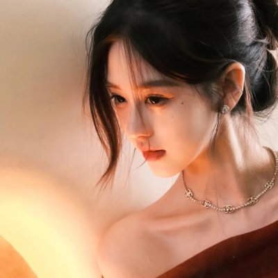 带着魔术盒的男人